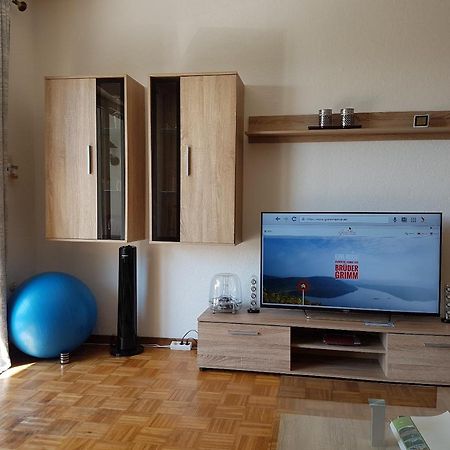 Rauszeit-Toroni Apartment Niedenstein Bagian luar foto